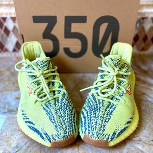 Yeezy Boost V2 ‘Semi Frozen Yellow’, Men’s Size 10